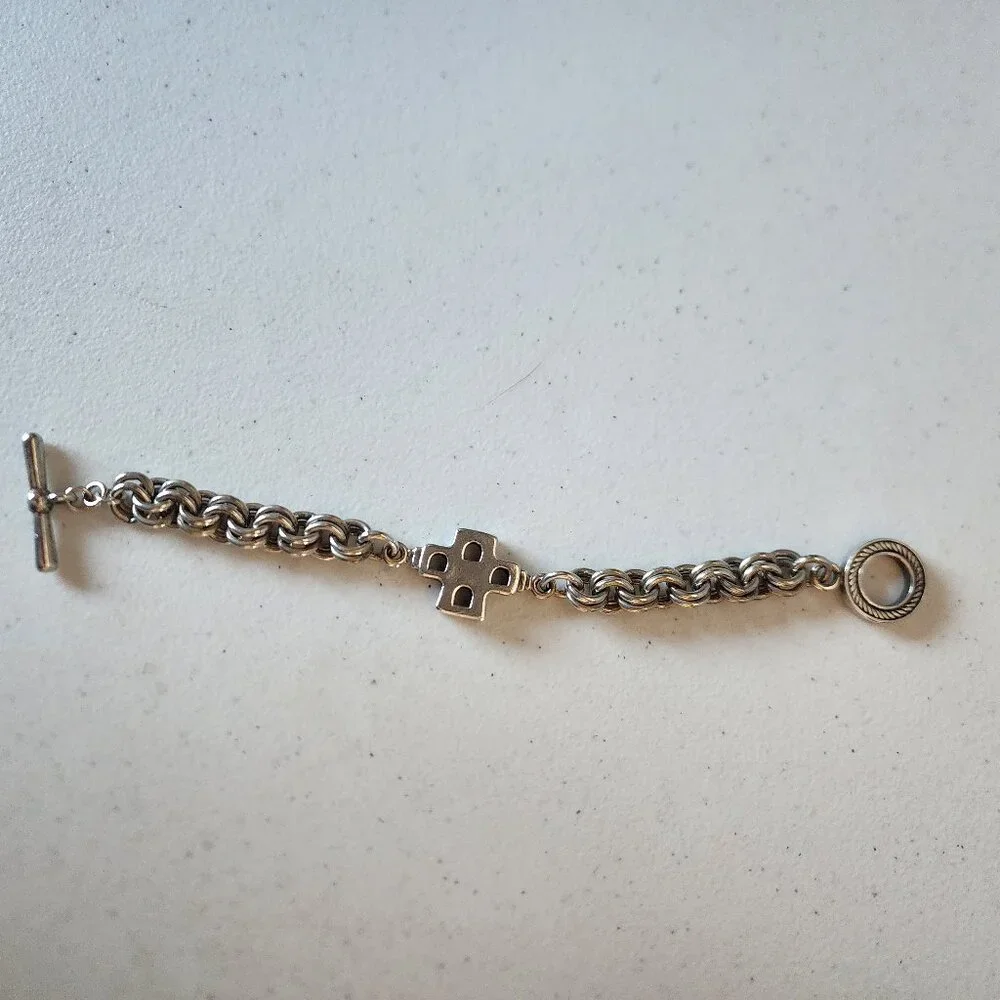 Saint Silver Cross Bracelet "EUC" - Picture 8 of 16